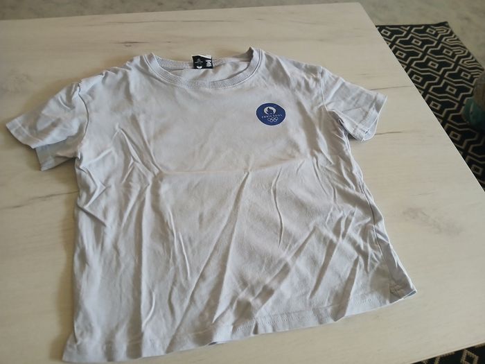 Lots t-shirts