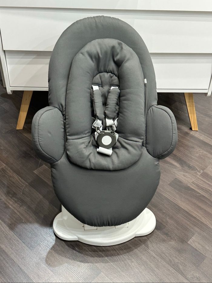 Transat steps Stokke blanc et gris neuf jamais utilisé - photo numéro 2