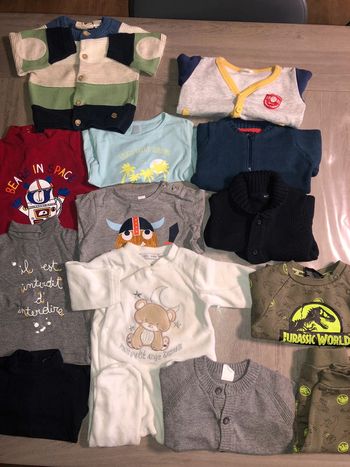 Lot hivers sous pull pyjama gilet