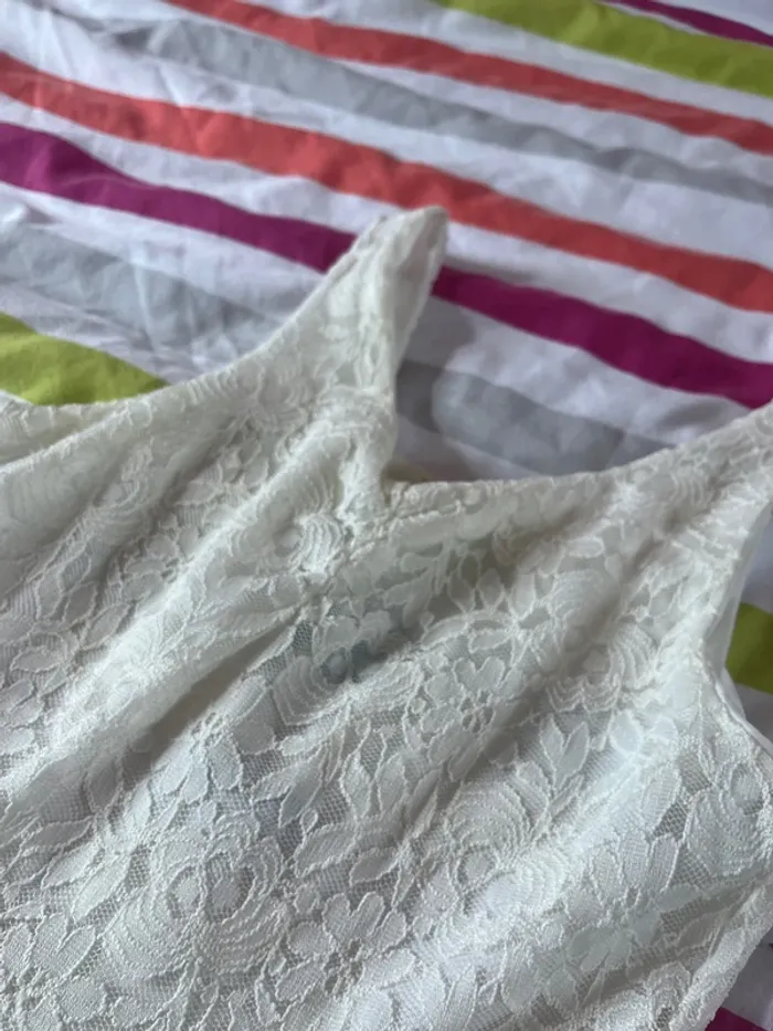robe dentelle - photo numéro 3