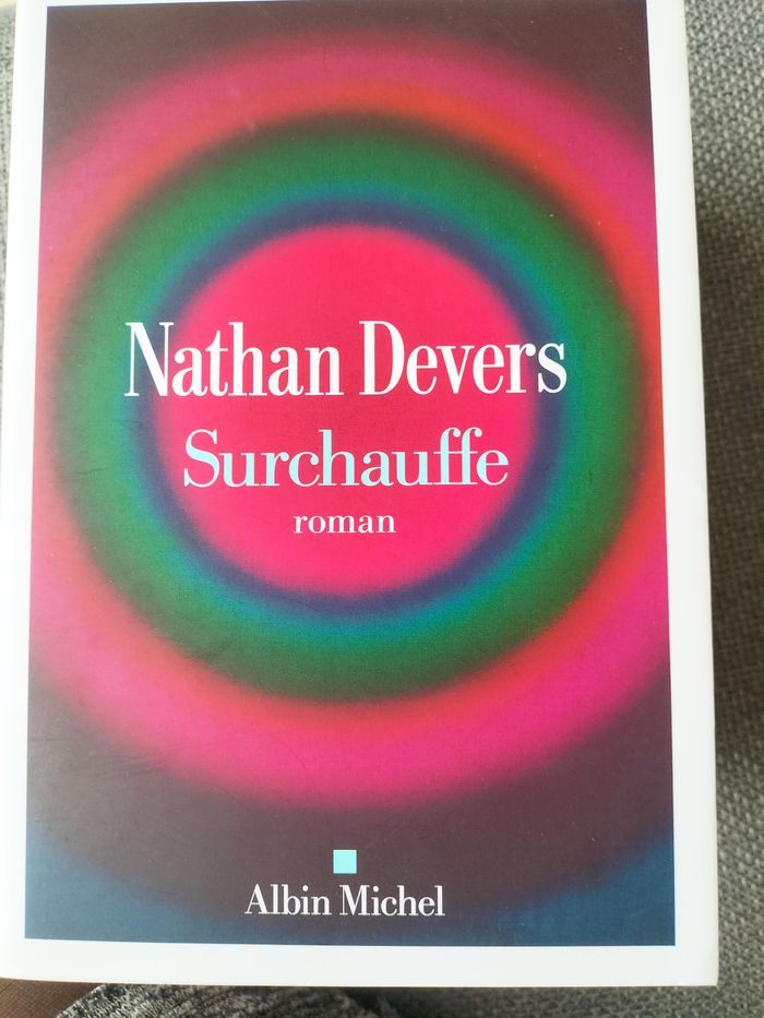 Livre : surchauffe - Nathan Devers