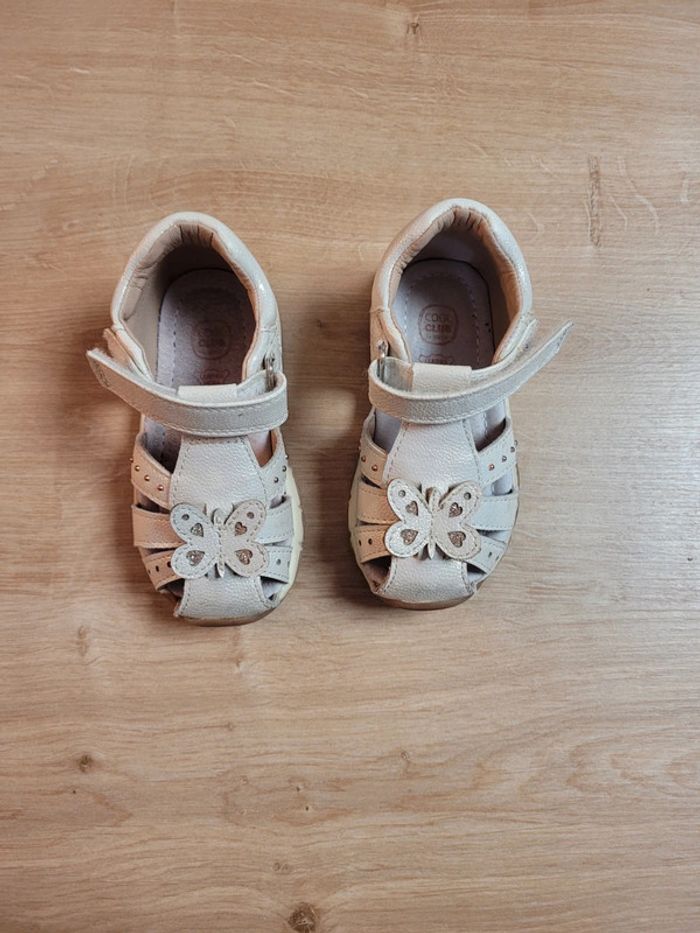 Sandales fille cuir taille 22 - photo numéro 2