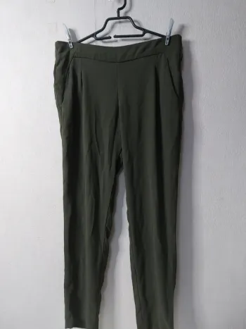 Pantalon kaki "camaïeu"