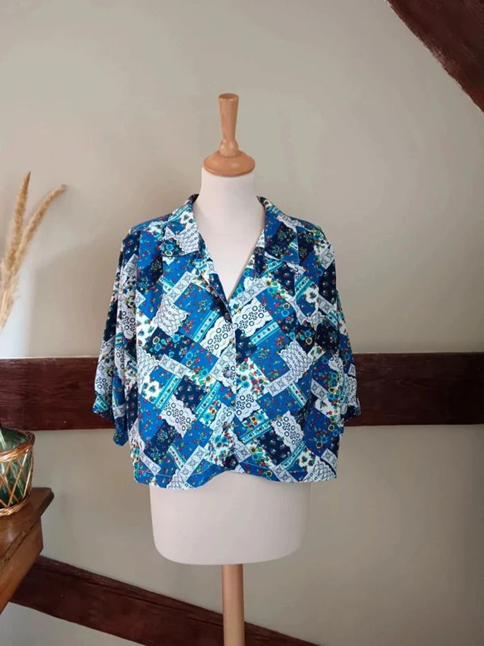 Chemisier upcyclé croppé et ses deux chouchous - photo numéro 4