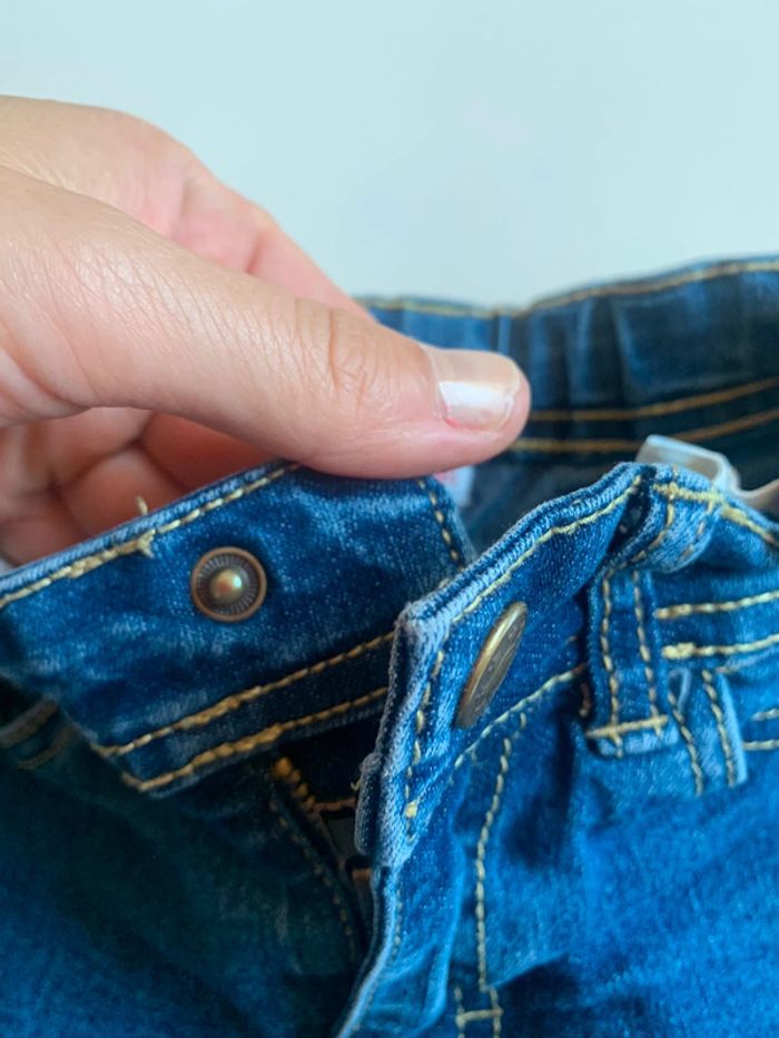 Jean bleu - photo numéro 4