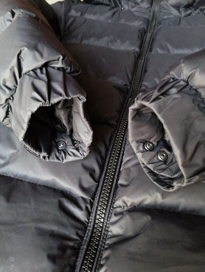 Moncler Maya 70 • Doudoune noir/bleu · Taille 1 (S) • Très chaude - photo numéro 4