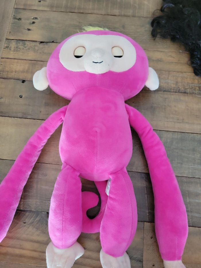 Peluche singe Fingerlings