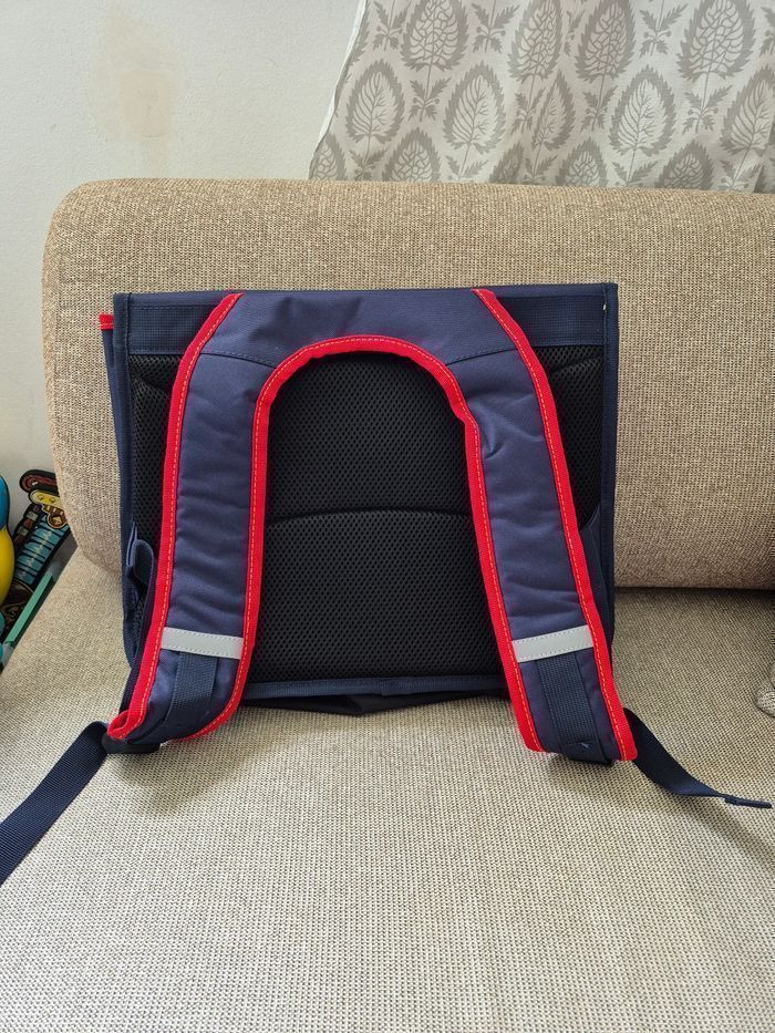 Cartable primaire 38 cm + stylo Pilot OnePiece neuf - photo numéro 9