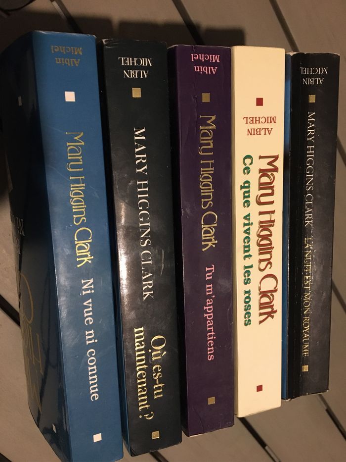 Lot de 5 Tomes Mary Higgins Clark - photo numéro 2