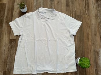 - Polo Kiabi [N] - Taille 3XL - Très bon état, micro tache