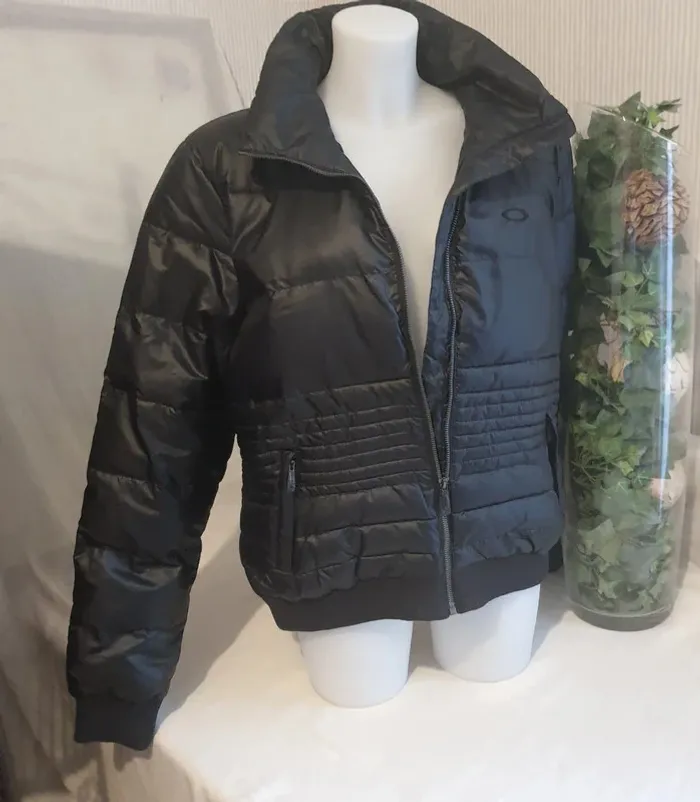 Blouson femme noir "Oakley" taille XL Neuf avec étiquette - photo numéro 3