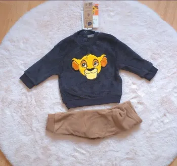 Adorable pyjama roi lion 12 mois