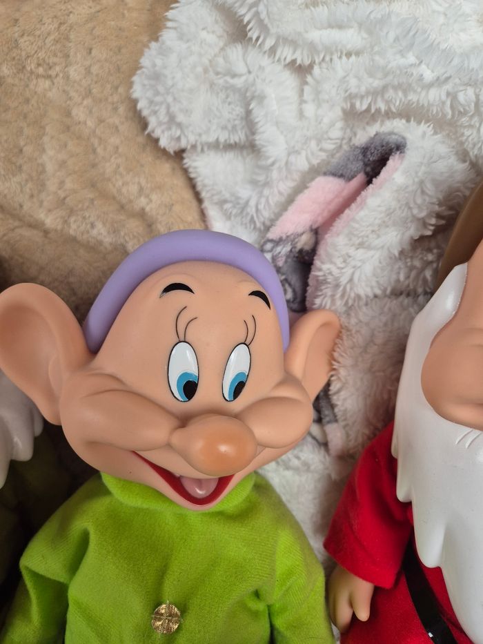 Blanche neige et les 7 nains - photo numéro 3