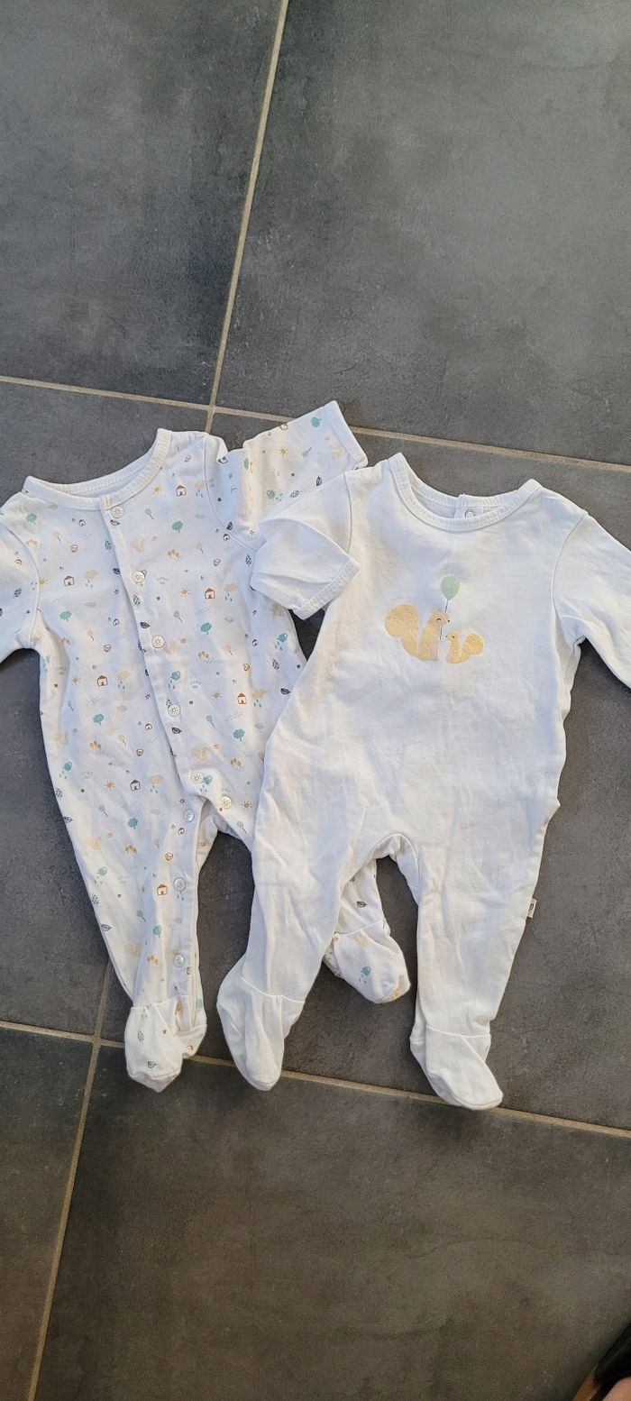 2 pyjamas mixte 1mois