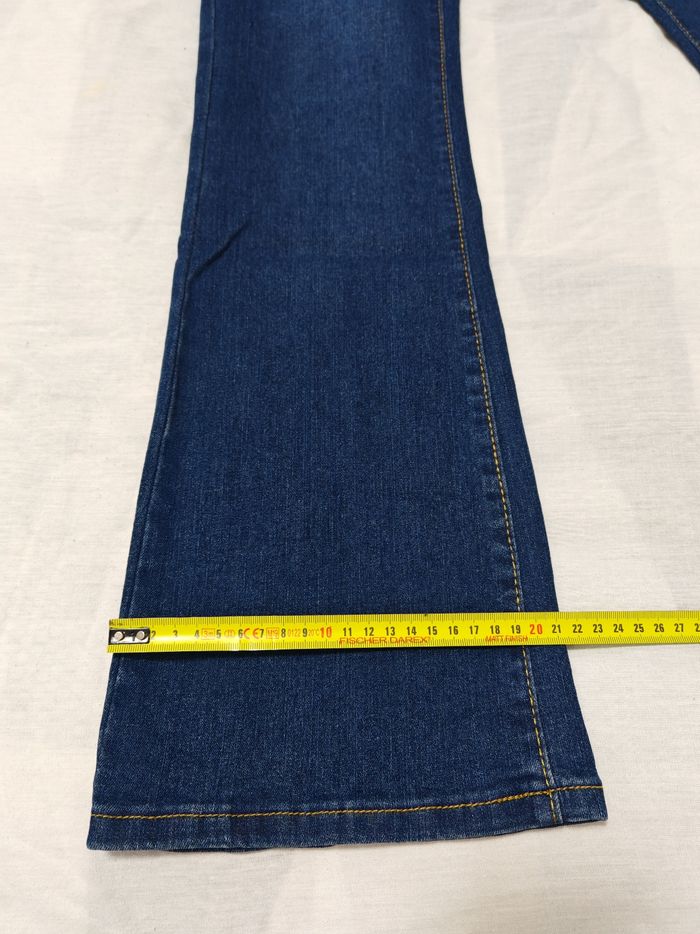 Jean bleu brut évasé Neuf taille 38 Shein - photo numéro 5