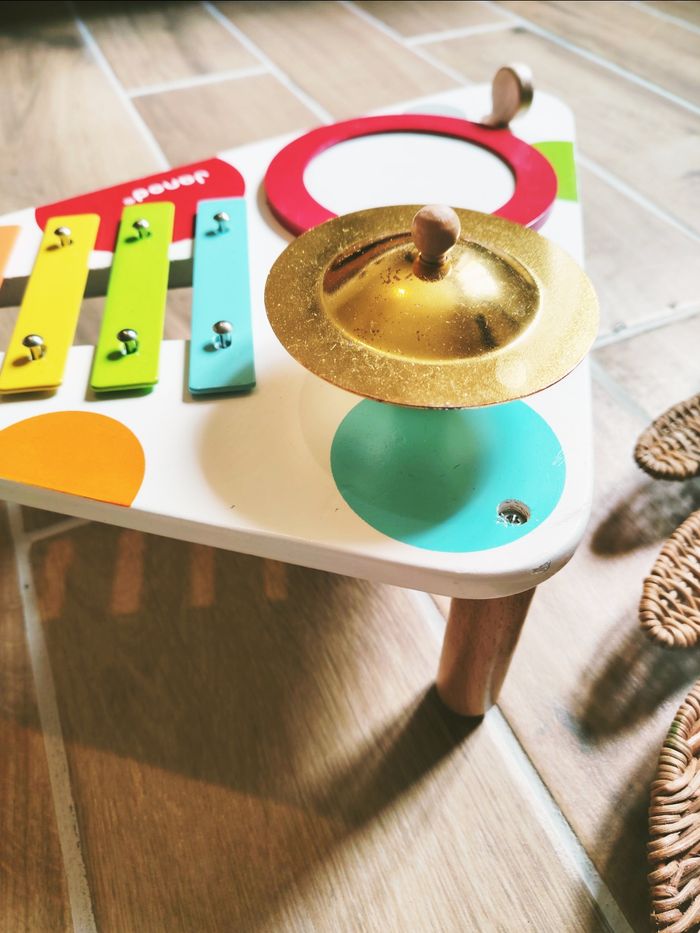 🎶Table/plateau d'éveil musicale multi activités en bois marque Janod - photo numéro 5