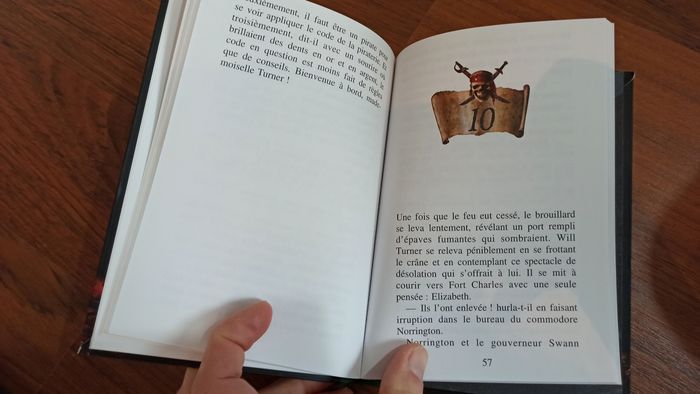 Livres pirates des Caraïbes et star Wars - photo numéro 3