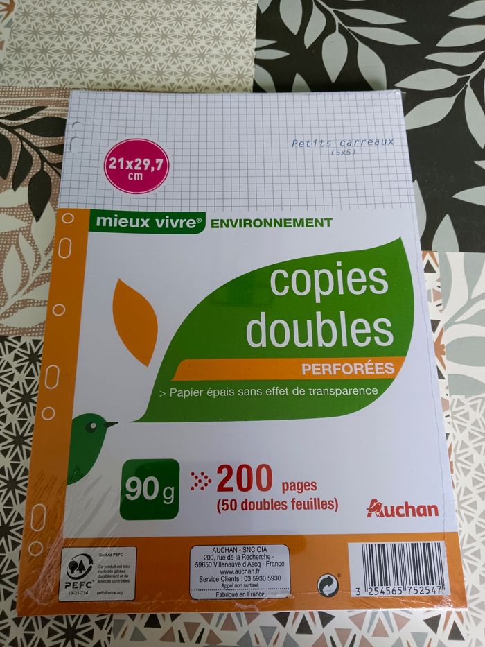 Lot de 200 feuilles copies doubles petit carreaux