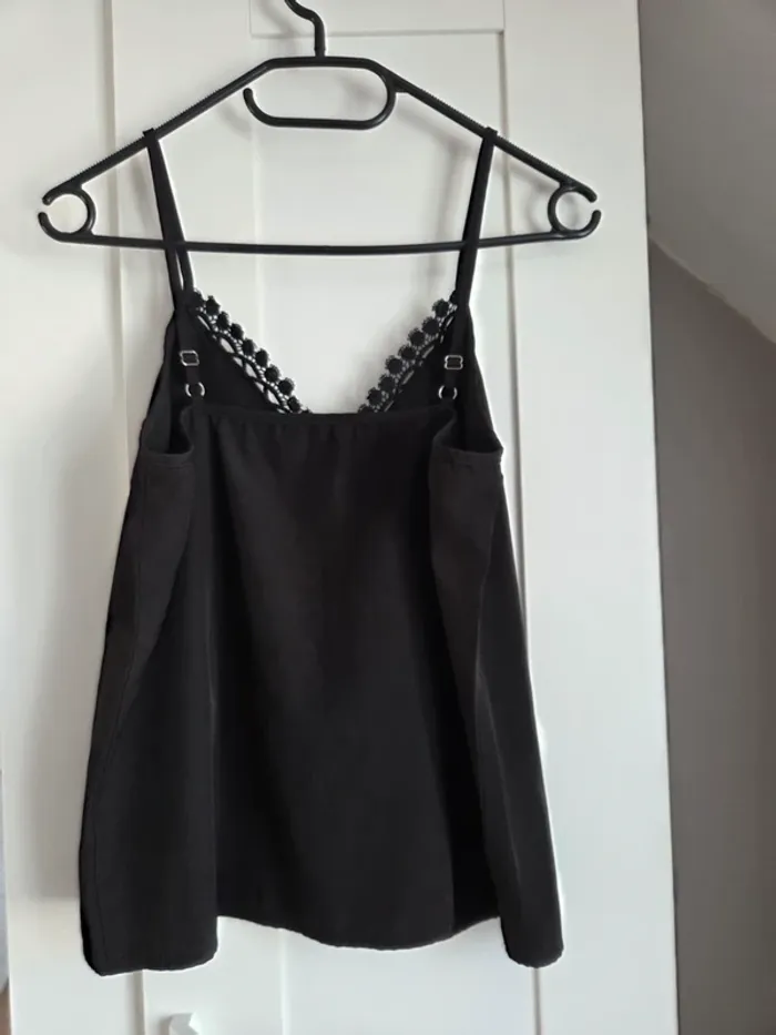 Débardeur noir broderie zara - photo numéro 2