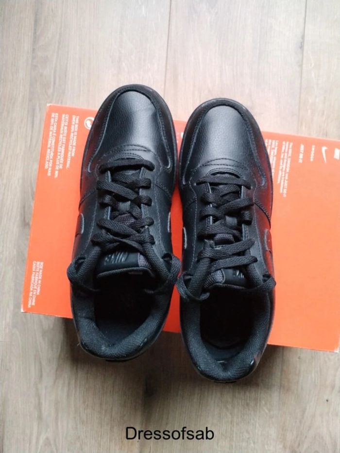 Basket Nike homme neuve - photo numéro 3