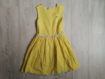 Robe réversible Sergent Major 
Thème Berlingot à Monaco
Taille 11 ans
Neuve juste lavée