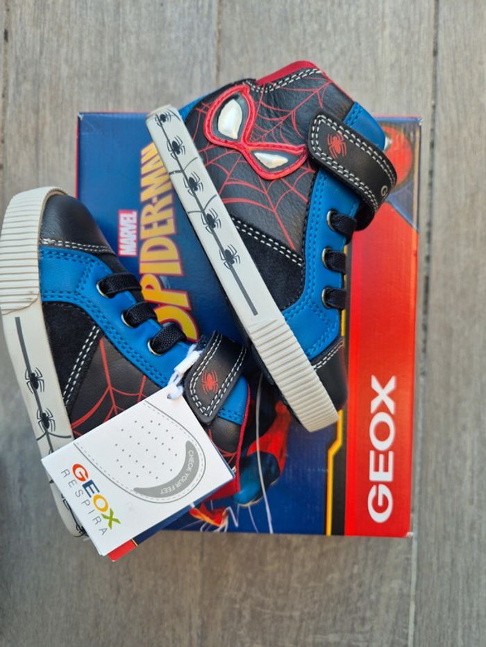 Geox spiderman 22 neuves chaussures garçon