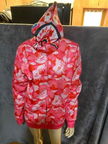 Veste satinée rose avec fermeture jusqu’en haut taille L