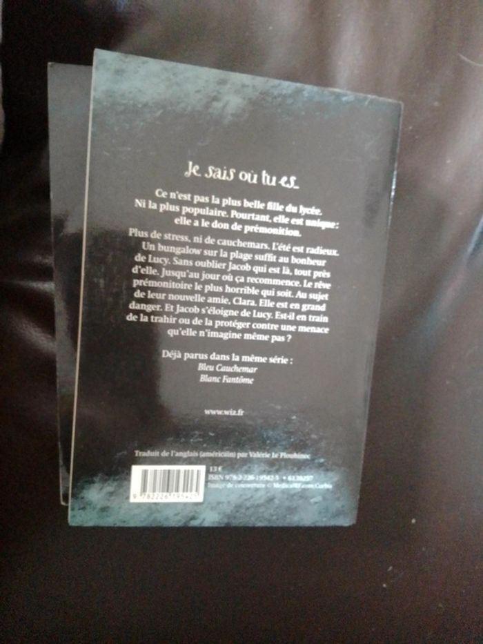 Série Laurie Faria stolarz - photo numéro 7