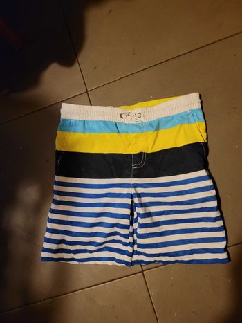 Short 7/8 ans (122/128 cm)