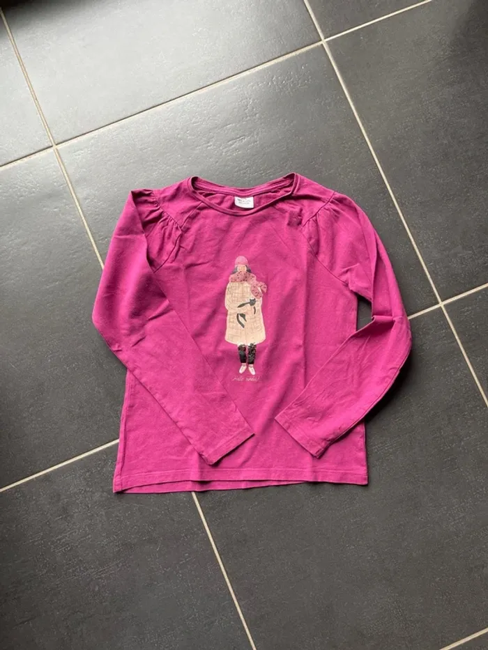 T shirt sequins