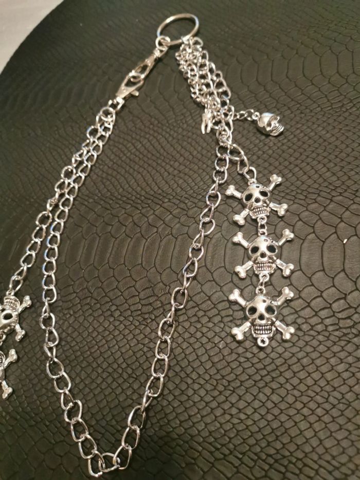 Chaîne de pantalon têtes de mort tendance - photo numéro 2