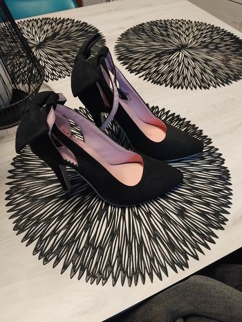 Magnifique chaussure à talons taille 37