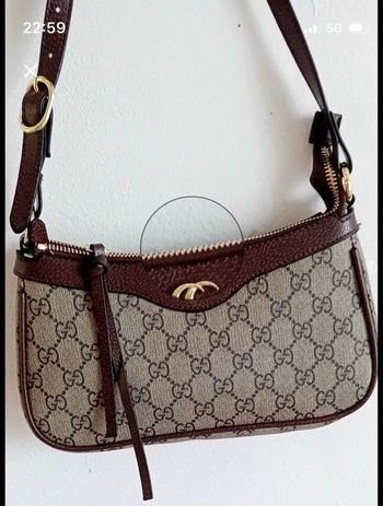 Sac pochette +porte-carte