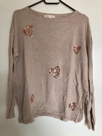 Pull léger motifs cœurs sequins