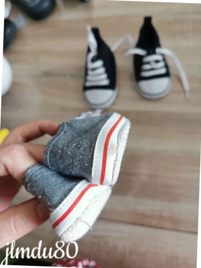 Lot 2 paires de baskets 3-6 mois - photo numéro 3