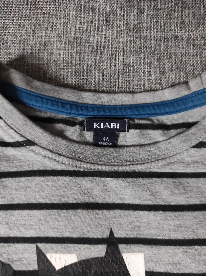 Tee-shirt manches longues Batman 🦇 4 ans - photo numéro 2