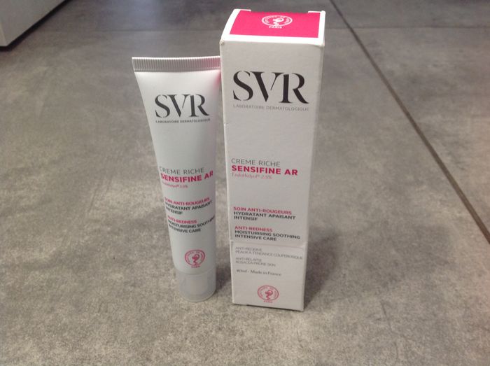 SVR "Sensifine AR" crème riche visage - photo numéro 3