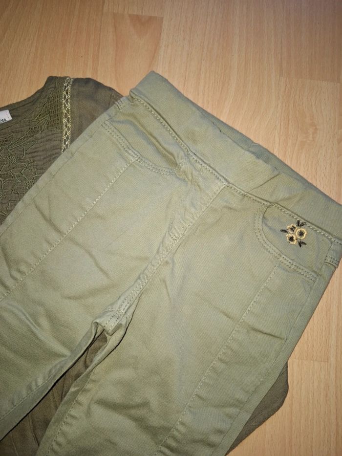 Magnifique ensemble jegging et blouse 7/8 ans 🌺 tape à l'œil 🌺 excellent état - photo numéro 7