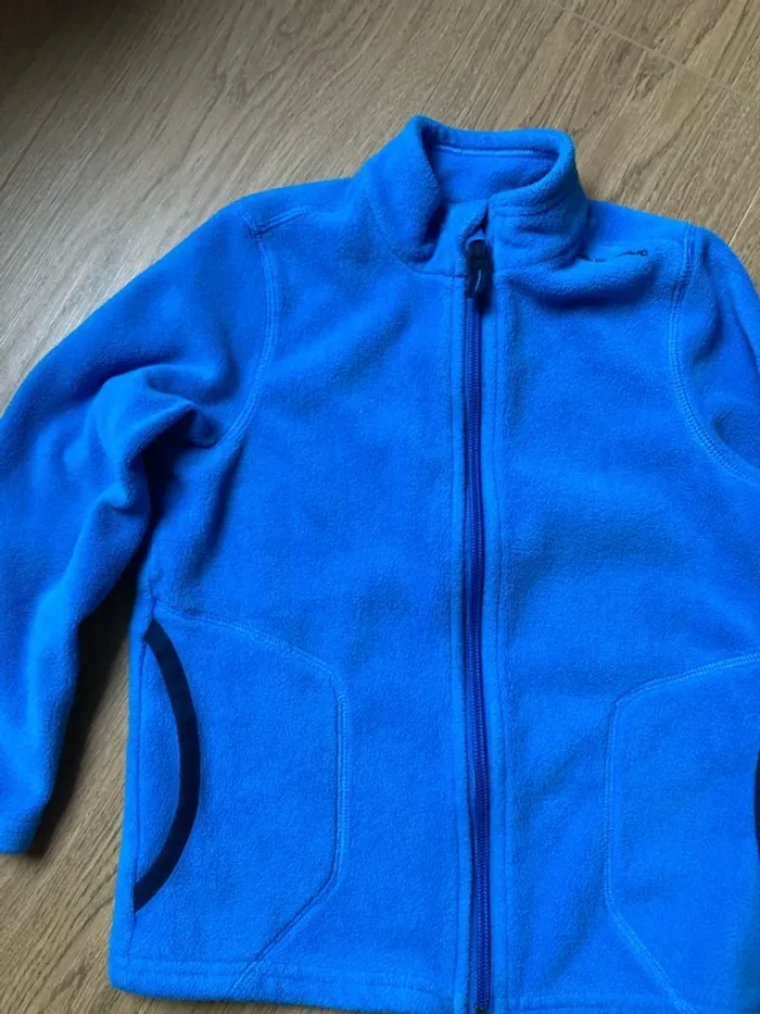 Lot 2 polaires ski taille 5 ans et t-shirt thermique 5 ans - photo numéro 10