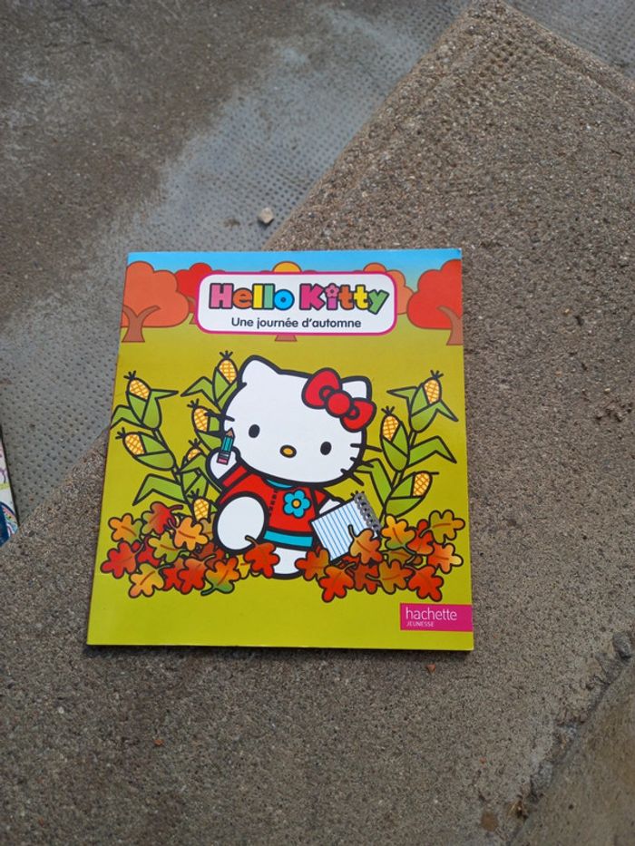Hello kitty une journée d'automne