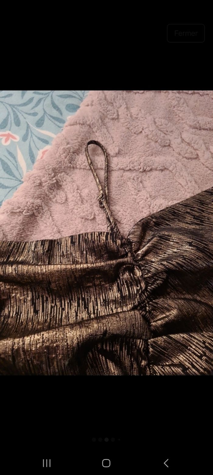 Robe irisée noir et doré super pour les fetes - photo numéro 3