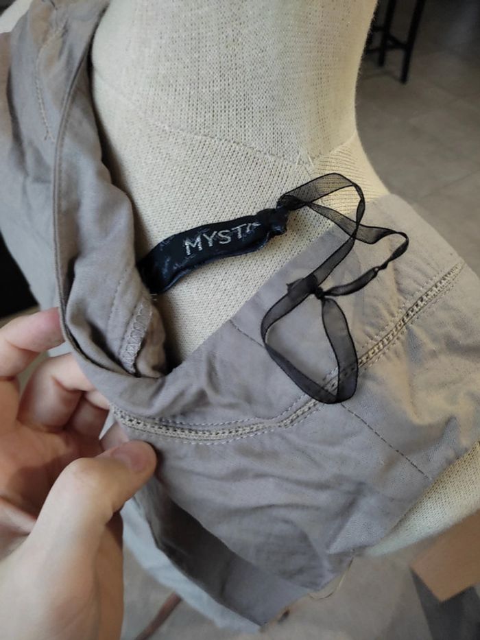 Robe beige neuve - photo numéro 3