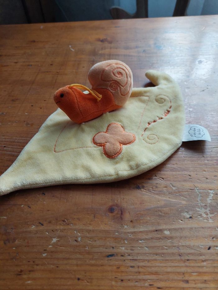 Doudou escargot Un rêve de bébé CMP - photo numéro 2