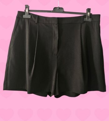 💥Joli Short noir , marque primark 
Casi neuf