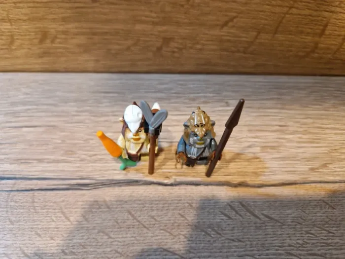 Figurines type lego 2 Ewoks star wars - photo numéro 4