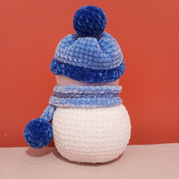 Noël : bonhomme de neige au crochet - photo numéro 3