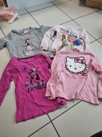 Lot fille 4 ans