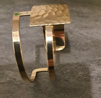 Bracelet