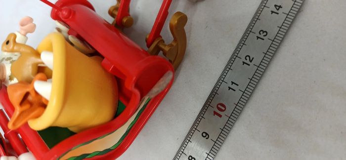 Traîneau de père Noël avec cadeaux et ange playmobil - photo numéro 7