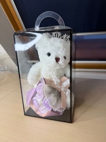 Coffret cadeau ours et rose artificielle,